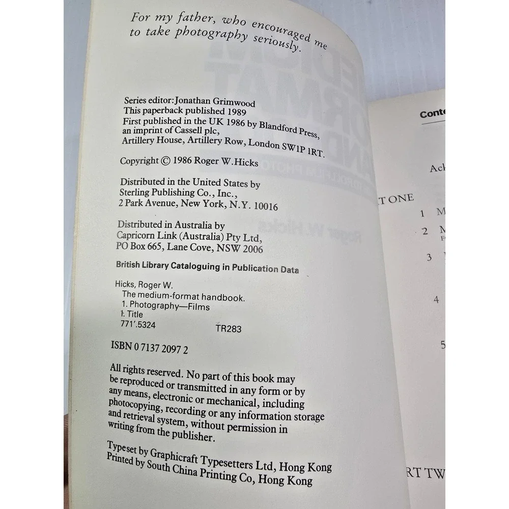 Medium-formatHandbook: Guide to Rollfilm Photography, Hobby To Job, Film Is King